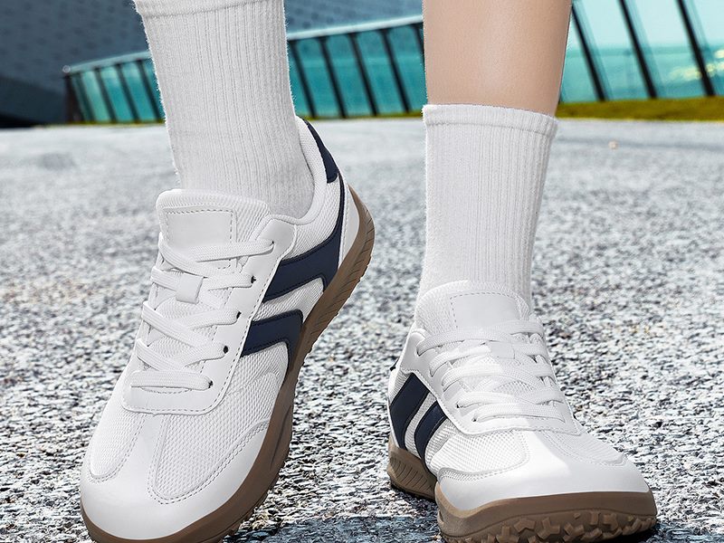 Wide Toe Box Shoe Size Guide: EU, US and UK Conversion for Buyers